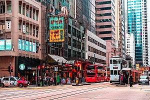 香港打工收入揭秘:平均工资 2 万多,日薪最高工种是混凝土工人